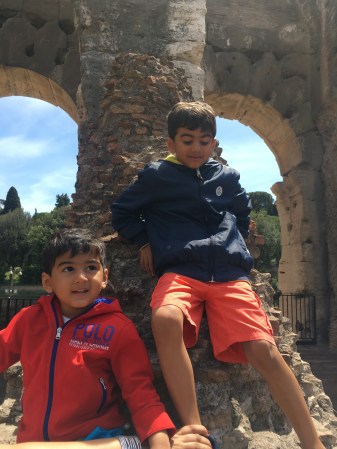 pic-12-b-colos-inside-rayu-aroo