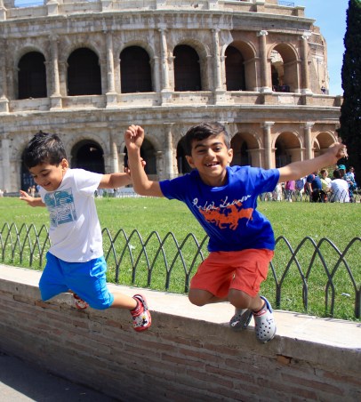 pic-13-rayu-aroo-jumping-colos