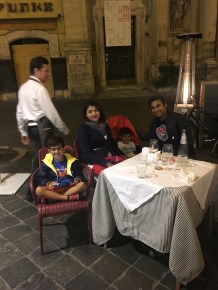 pic-17-restaurant-fam