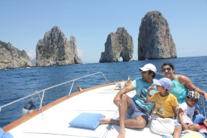 pic-29-family-capri-boat